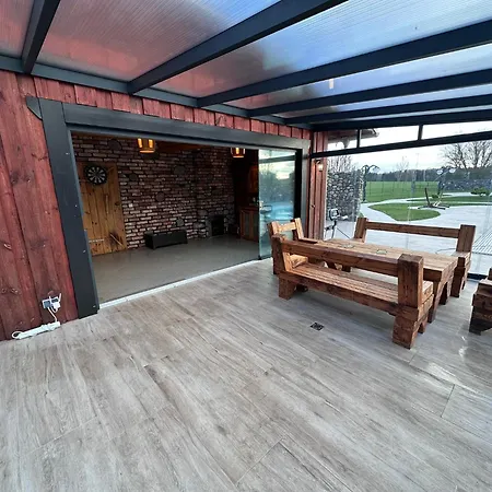 Mila - Pool, Sauna, Whirlwanne, 5000qm Privatgelaende Mit Bolzplatz Casa vacanze Striesdorf