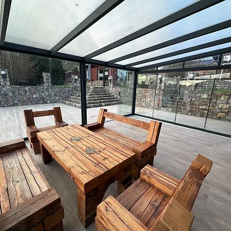 Vakantiehuis Mila - Pool, Sauna, Whirlwanne, 5000qm Privatgelaende Mit Bolzplatz