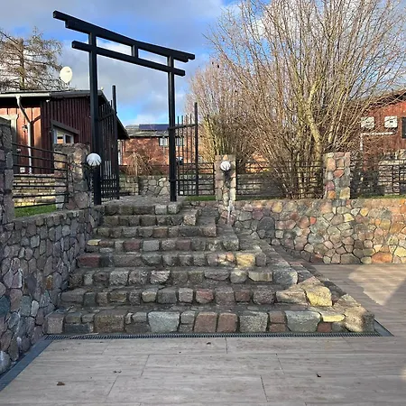 Mila - Pool, Sauna, Whirlwanne, 5000qm Privatgelaende Mit Bolzplatz Striesdorf