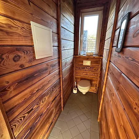 Mila - Pool, Sauna, Whirlwanne, 5000qm Privatgelände Mit Bolzplatz Ferienhaus Striesdorf