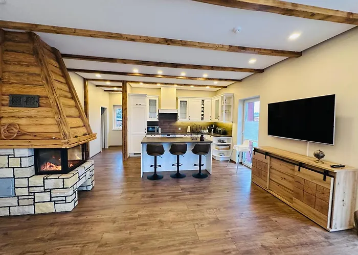 Mila - Pool, Sauna, Whirlwanne, 5000qm Privatgelaende Mit Bolzplatz *