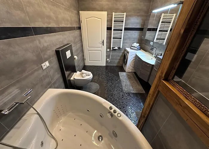 Mila - Pool, Sauna, Whirlwanne, 5000qm Privatgelaende Mit Bolzplatz Casa vacanze Striesdorf