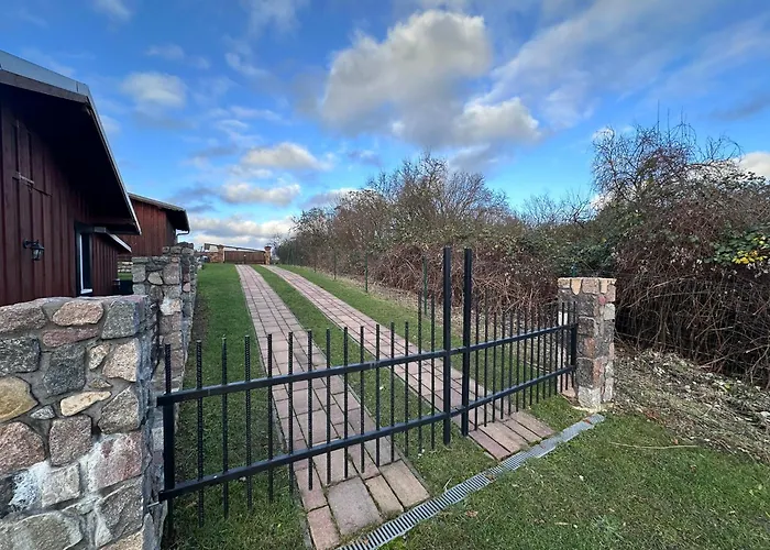 Mila - Pool, Sauna, Whirlwanne, 5000qm Privatgelaende Mit Bolzplatz * Striesdorf