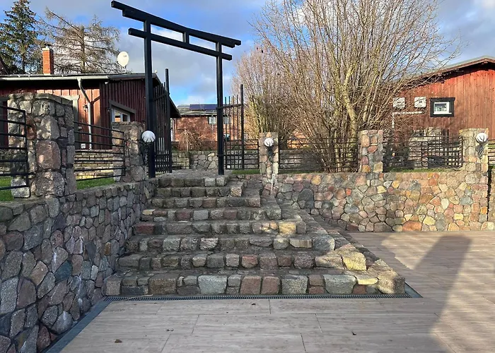 Mila - Pool, Sauna, Whirlwanne, 5000qm Privatgelaende Mit Bolzplatz Striesdorf