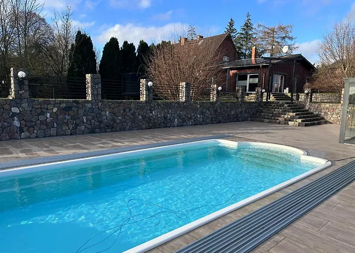 Mila - Pool, Sauna, Whirlwanne, 5000qm Privatgelaende Mit Bolzplatz * Striesdorf